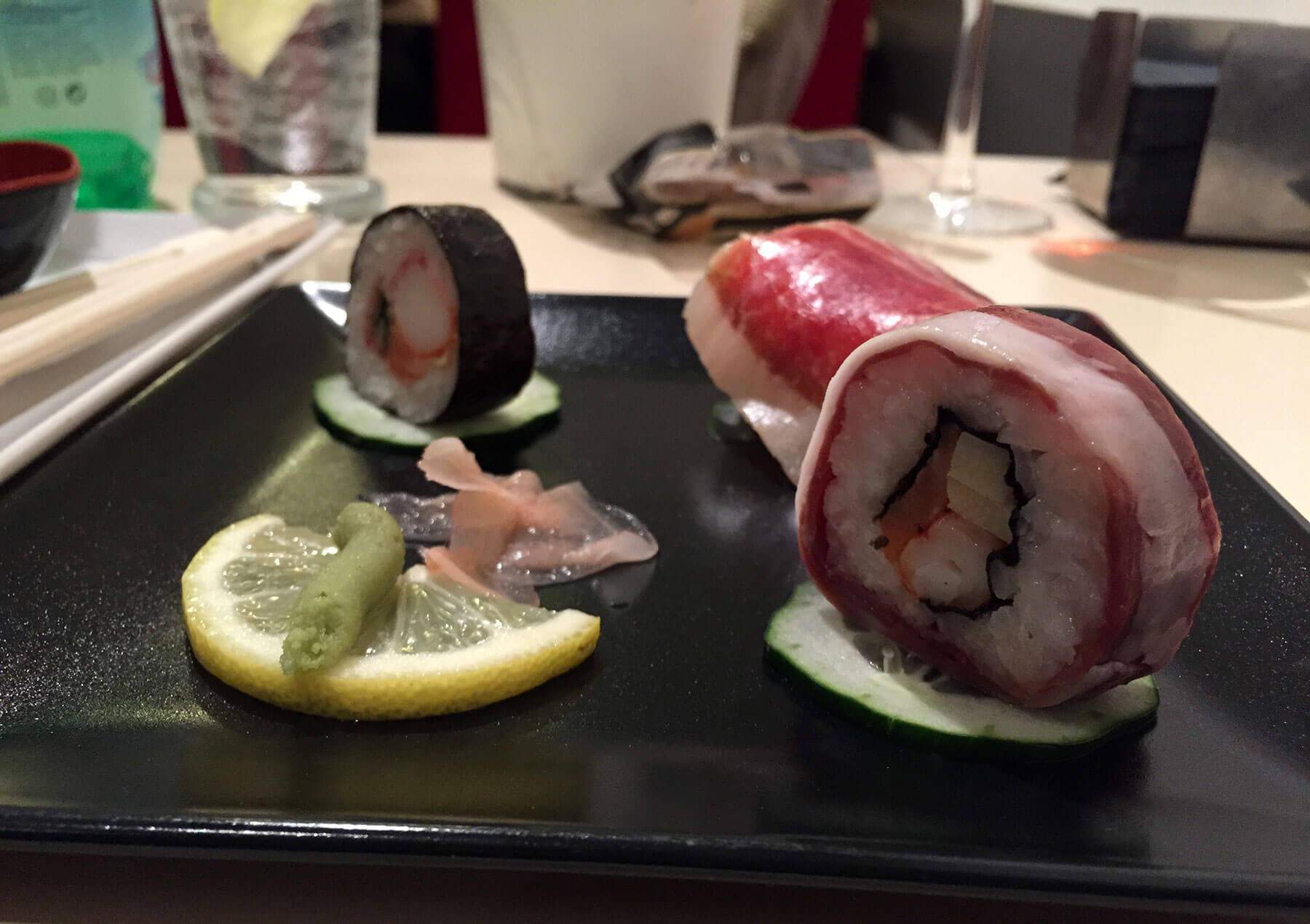 sushi con jamón